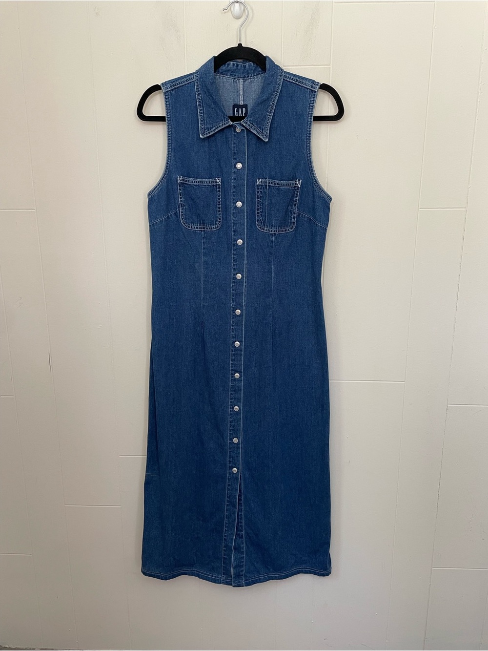 GAP Sleeveless Denim Maxi Dress Size 8 Full Snap Button Up Blue Jean